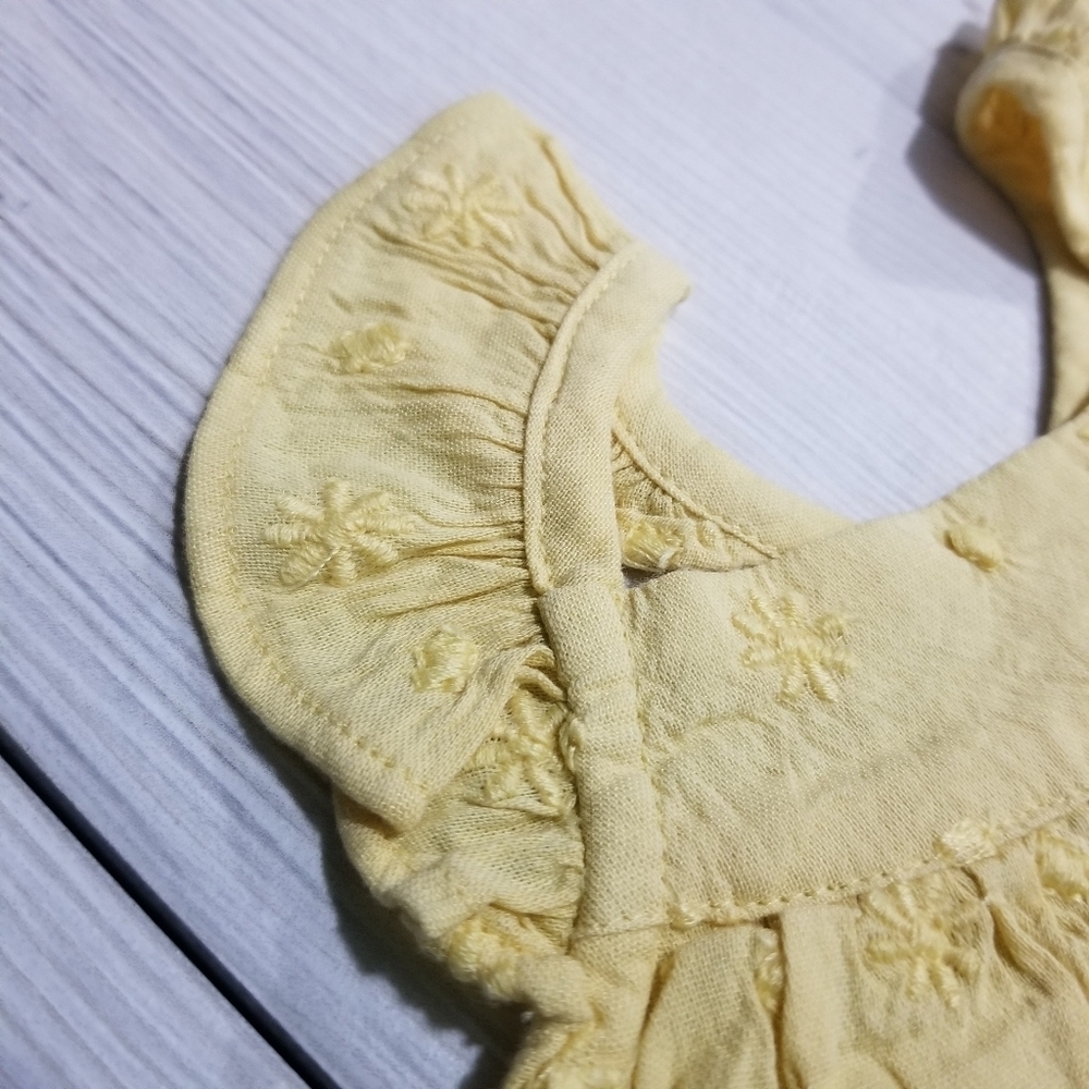 Old Navy Yellow floral flutter sleeve dress Size 6-12 mo NWT - Picture 4 of 13